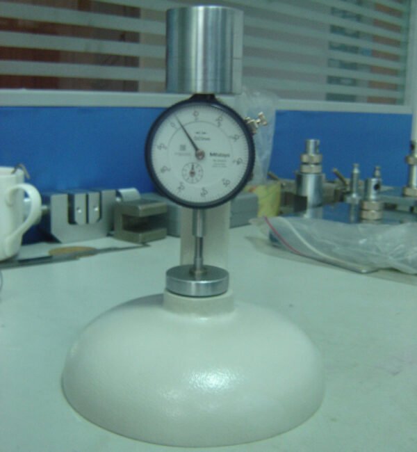 RT-117A Pointer Type Thickness Gauge - Image 3