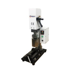 RT-129B Small Pneumaitc Injection Molding Machine