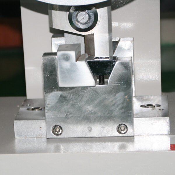 Pointer type Charpy impact tester
