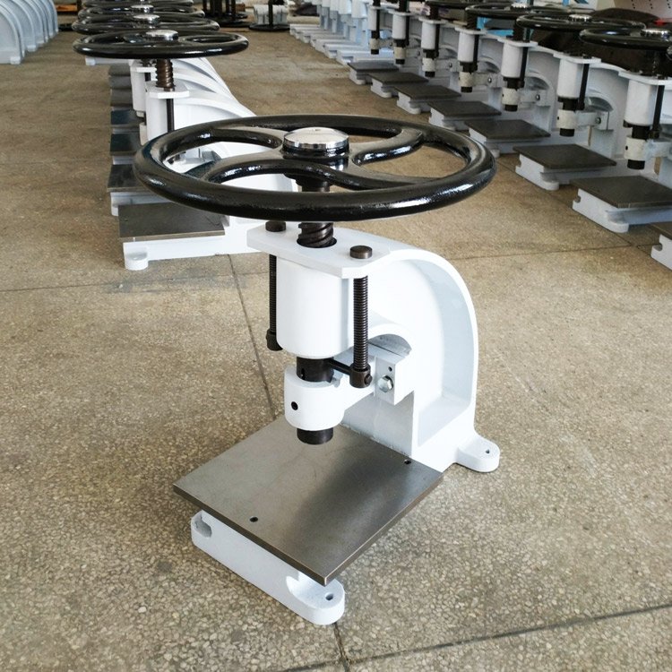 RT-121 Manual Rubber Sample Cutter Machine